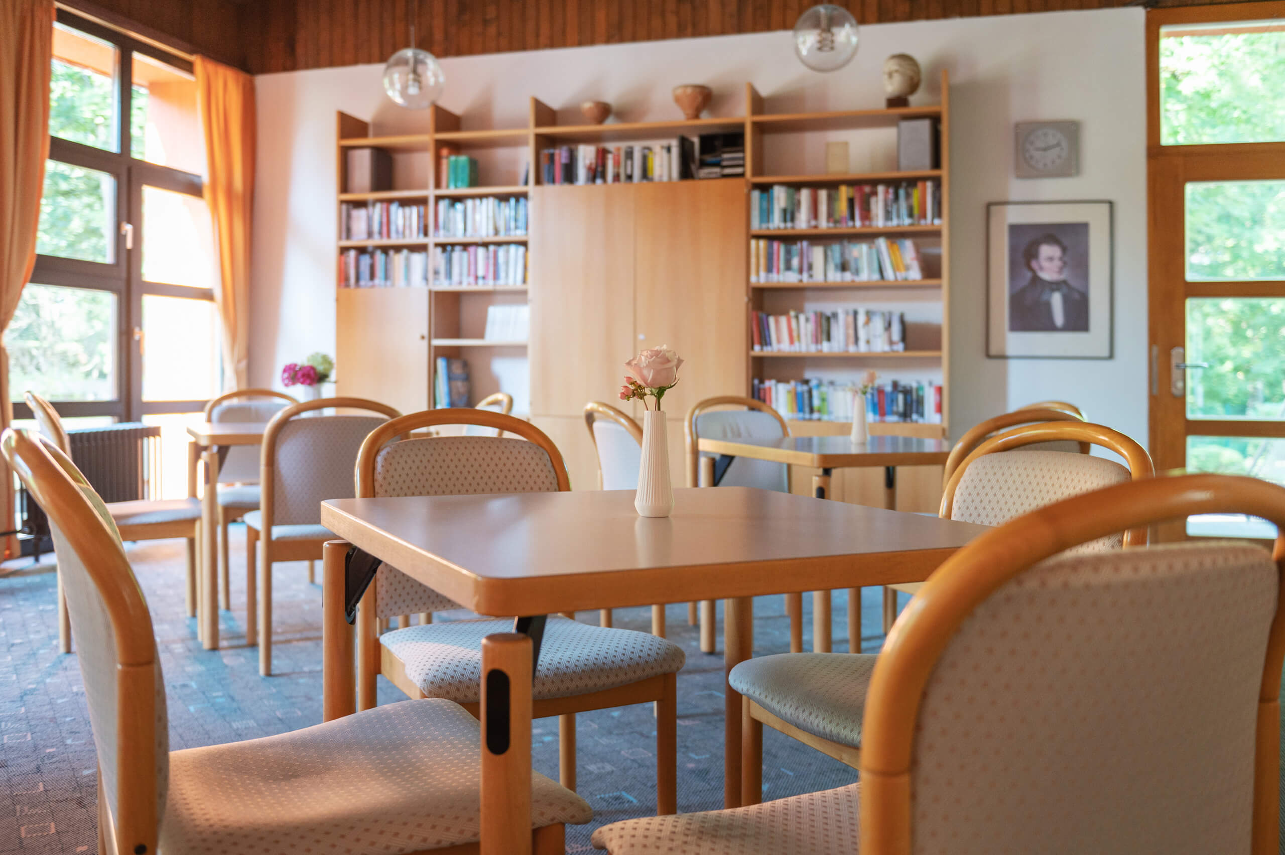 Bibliothek Seniorenresidenz KWA Stift Brunneck in Ottobrunn